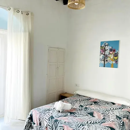 Charming House In The Center Apartment
